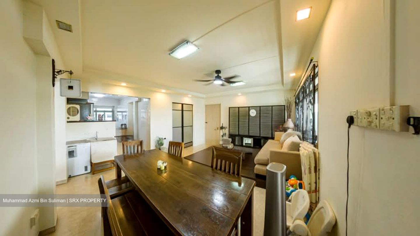 Blk 818 Woodlands Street 82 (Woodlands), HDB Executive #528256851